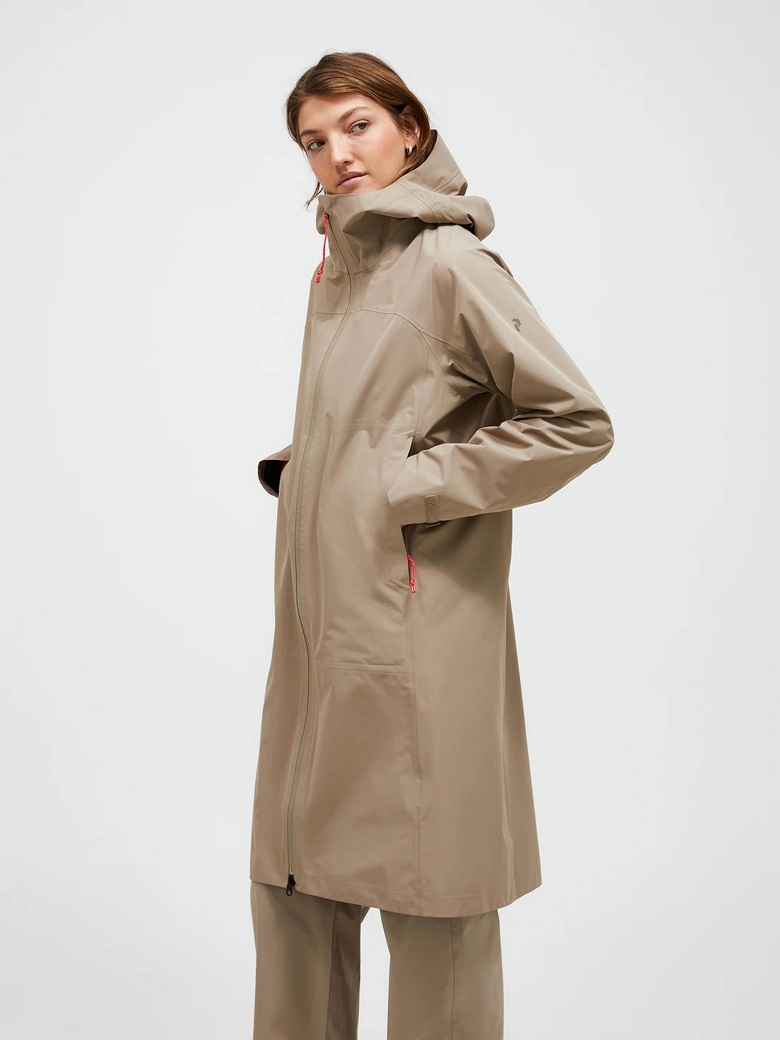 ＜C.E＞ SHOWER SHELL PARKA C.E＞ SHOWER SHELL PARKA